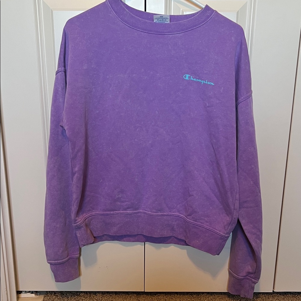 Champion Women's Lavender Crew Neck Sweater